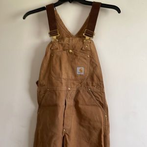 Carhartt Youth bibs, like new, non smoking, pet friendly. 14/16